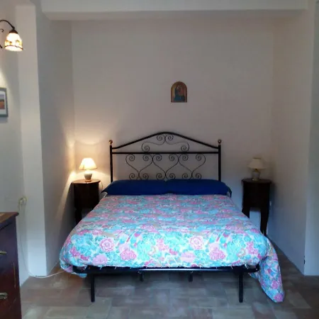 Poggiolo Apartment