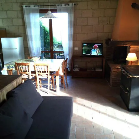 Poggiolo Apartment